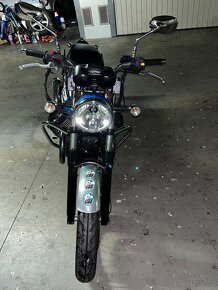 Moto Guzzi V7 II Special - 3
