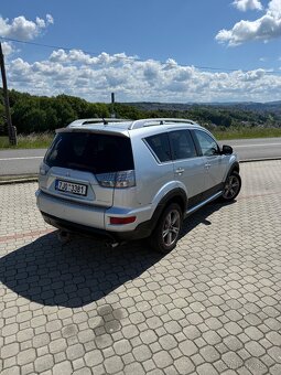 Mitsubishi Outlander 2.2 / 2010 / 115kW - 3