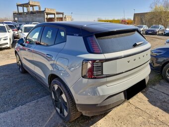 Volvo EX30 315kW TWIN PERF PLUS PANO 1MAJITEL - 3