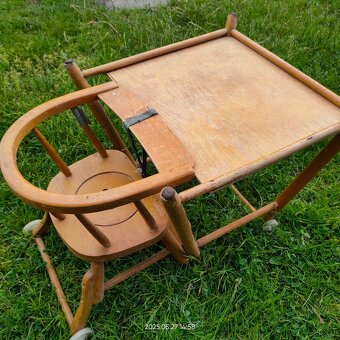 Retro dětská rozkládací židlička se stolkem - 3