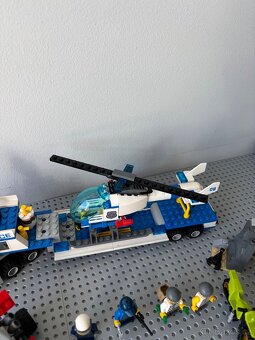 lego city 60049 - 3