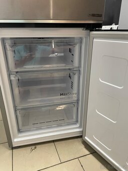 Nepoužitá lednice Beko B5RCNA406HXB2 - 3