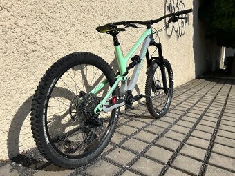 Canyon Torque CF 7(2021). Velikost L. 27,5. - 3