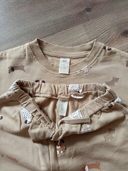4x Tepláková souprava H&M (vel. 104) - 3