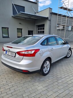 Ford Focus 2011, 1.6, 77Kw sedan - 3