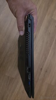 Lenovo V110-15IAP Black - 3