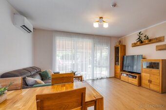 Prodej domu Postřižín 80 m², pozemek 529 m² - 3