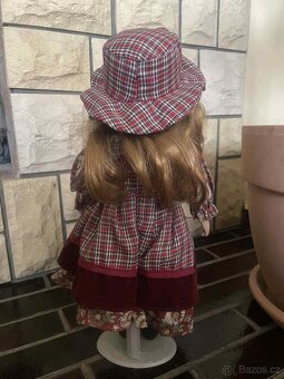 panenka s porcelánovou hlavou - 3