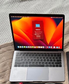 Macbook Air 13" (2019) - 3