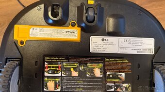 Robotický vysavač LG Hom-Bot VR64701LVMP + příslušenství - 3