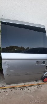 Chrysler grand voager r.v.2007 -pravé zadní dveře - 3