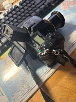 Konica Minolta DiMAGE A2 anti-shake - 3