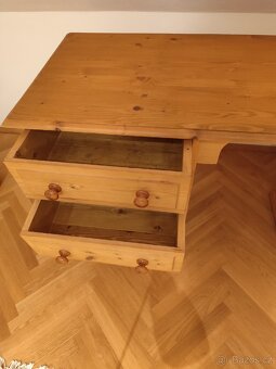 Psací stůl masiv - 3