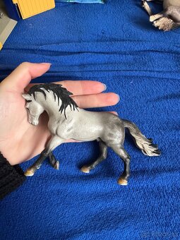 Schleich andaluský hřebec - 3