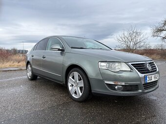 Volkswagen Passat B6 2.0 TDI sedan - 3