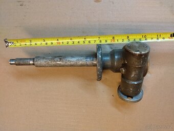 Uhlová prevodovka 1:40 - 3