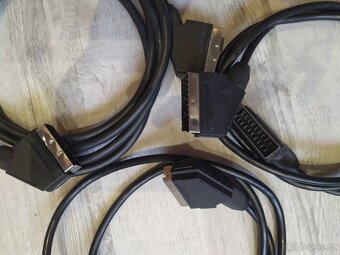 Různé kabely - 3