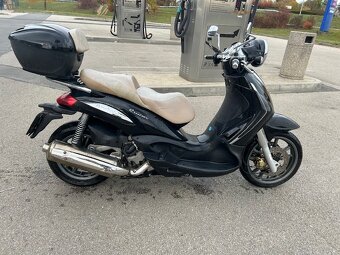 Piagio Bewerly Cruiser 500 - 3