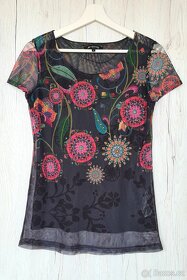 Tričko Desigual vel. S-M - 3