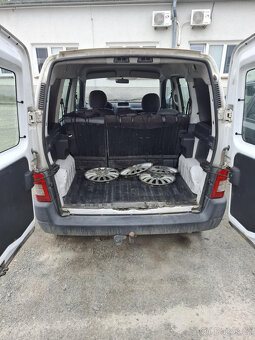 Prodej Citroen Berlingo, rv 2007, na náhradní díly - 3