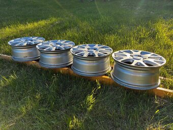 Alu kola Dezent 17" VW Tuareg 7,5J x 17EH2+ ET55 LK130 - 3
