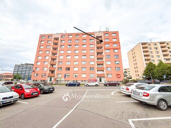 Prodej panelový byt 1+1 se zděným jádrem, 40 m2 - Znojmo, ul - 3