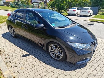 Honda Civic 1.8 i-VTEC 104 KW executive - 3