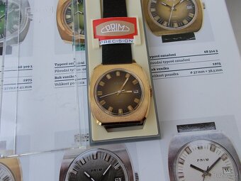 funkcni nove nenosene komplet hodinky prim rok 1965 kostka - 3