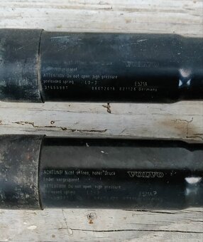 Vzpěry kufru Volvo - 3