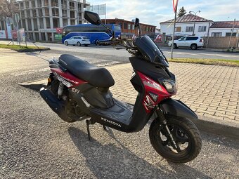 Pronájem skútr 125 ccm - 3