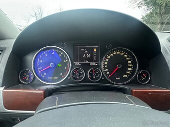 VW Touareg V6 - 3