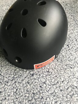 Ochranná helma zn.Spokey Joker vel.M - 3
