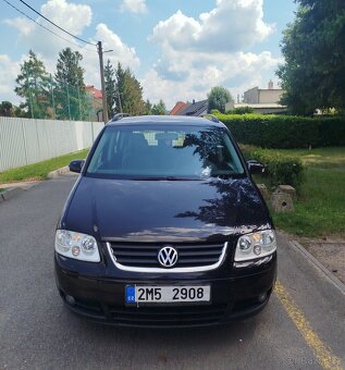 Volkswagen Touran - 3