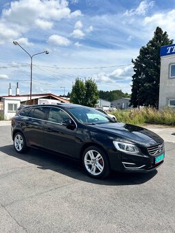 Volvo V60 D6 Summum AWD - 3