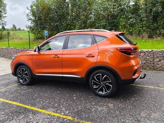 MG ZS - 3