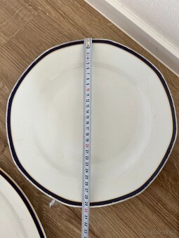 Porcelánové servírovací mísy a talíř – značka Hájek - 3