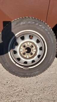 Zimní kola s plechovými disky 165/70 R13 - 3