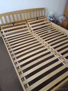 Manželka postel - 3