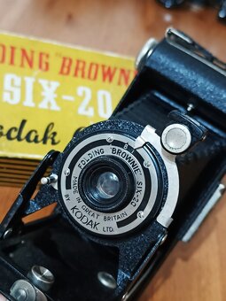 KODAK Foilding "Brownie" SIX-20 by England (1925)+krabička - 3