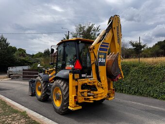 Komatsu WB93S-S - 3