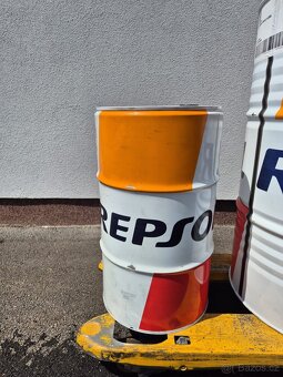 Prodám prázdné plechové sudy od oleje 210 a 60l - 3