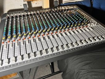 Mixážní pult Soundcraft Signature MTK 22 - 3