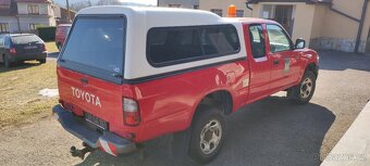 Toyota Hilux hardtop - 3