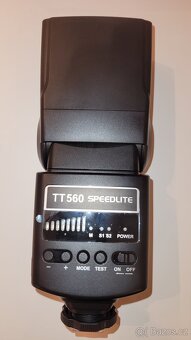 Blesk Neewer TT560 Speedlite - 3