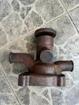Vodní pumpu ( čerpadlo) asi na traktor - 3