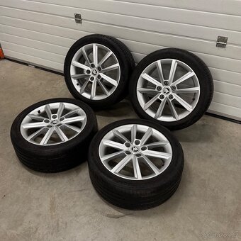 Alu kola Škoda Octavia, 225/45 R17 Barum - zánovní, 5x112 - 3