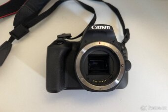 Canon EOS 200D - 3