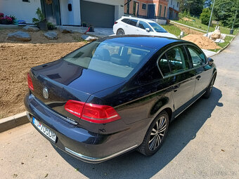 VW Passat Sedan 2,0 TDI, 103kW, koža, manuál - 3