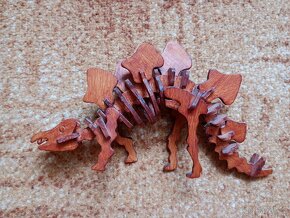 Sbírka dinosaurů 3D celkem 8kusů - 3