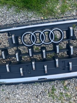 maska AUDI Q8 SQ8 lift grill 4M8 s-line naraznik - 3